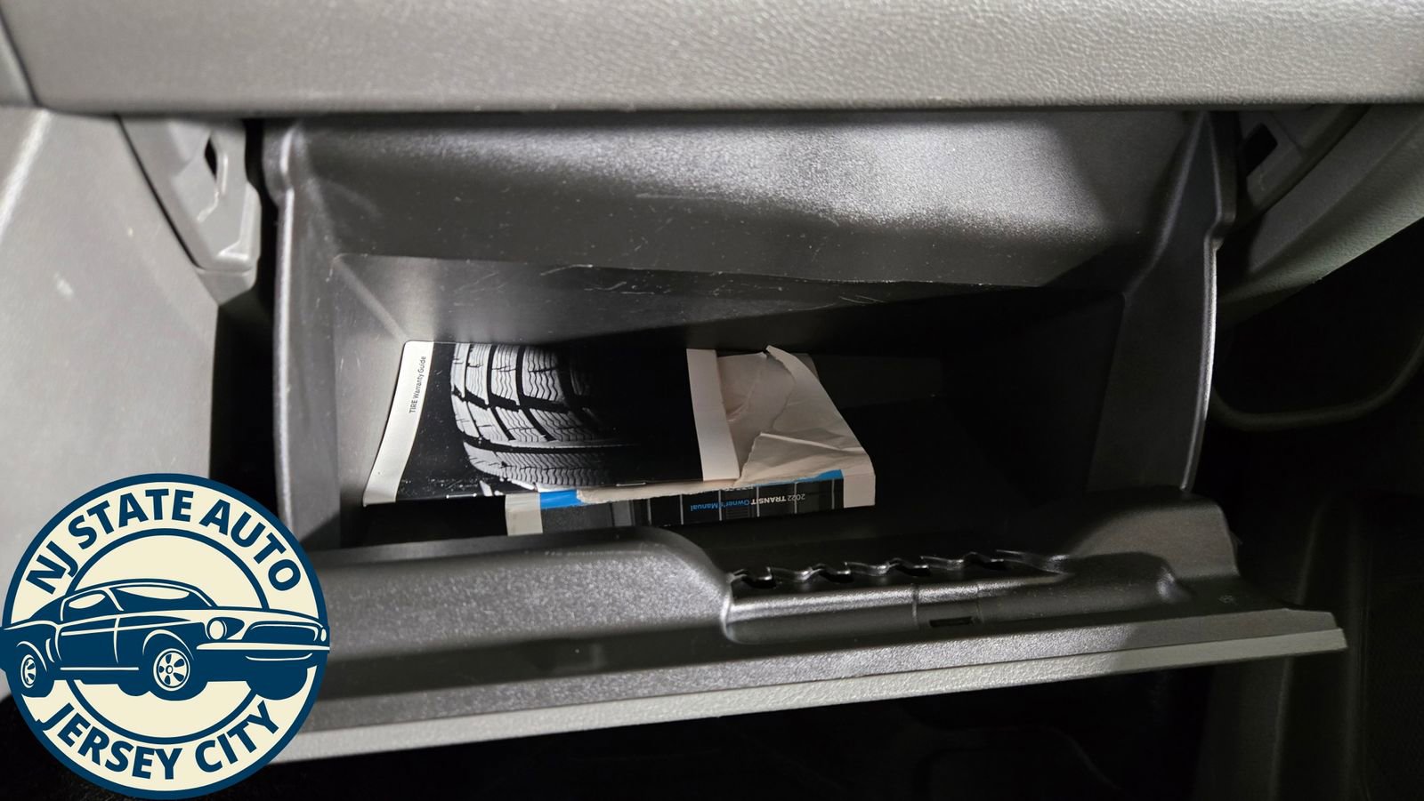 Used 2022 Ford Transit 250 Low Roof w/ Exterior Upgrade Package image 18