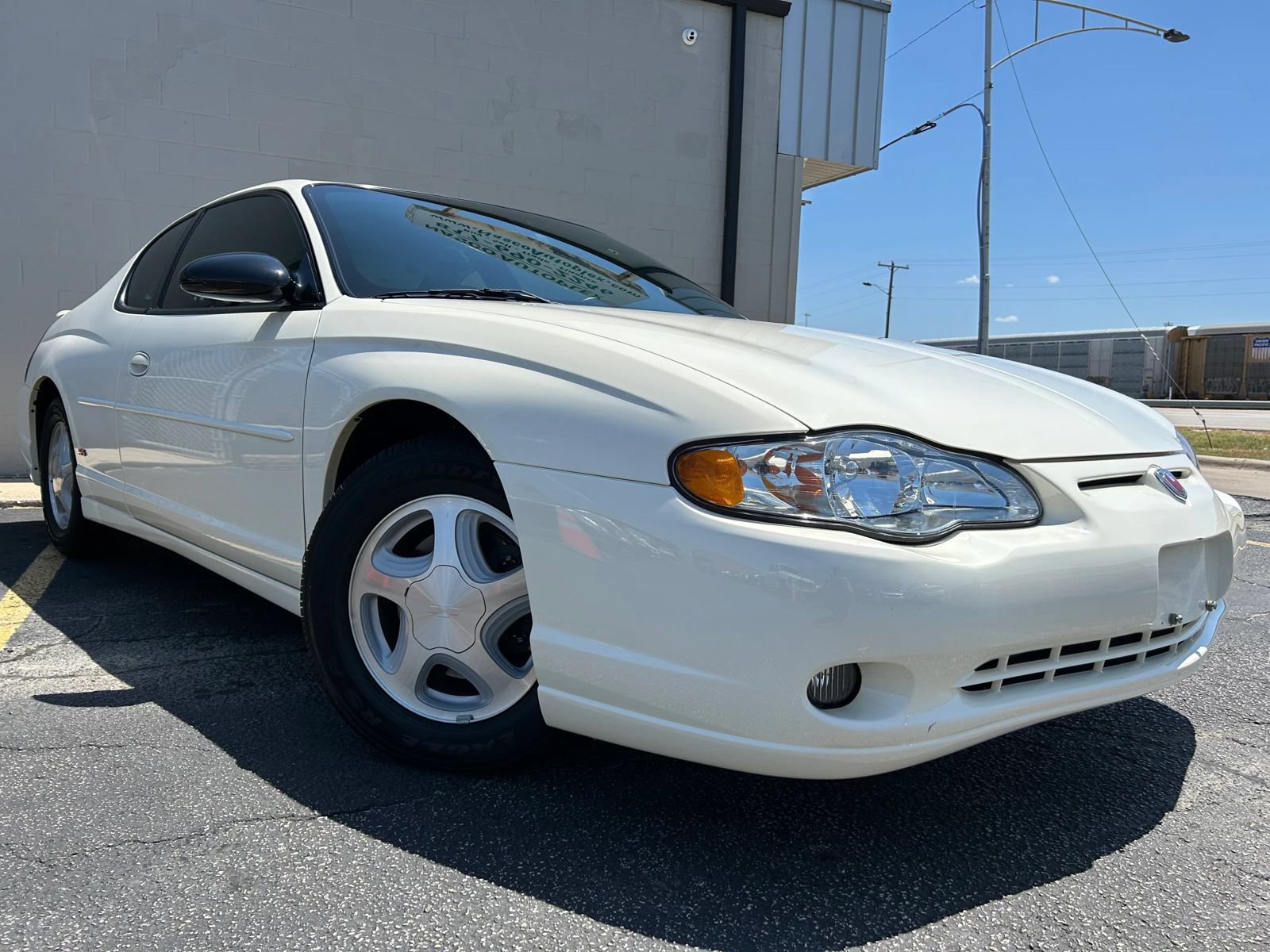 Used 2004 Chevrolet Monte Carlo SS w/ Preferred Equipment Group FWD image 1