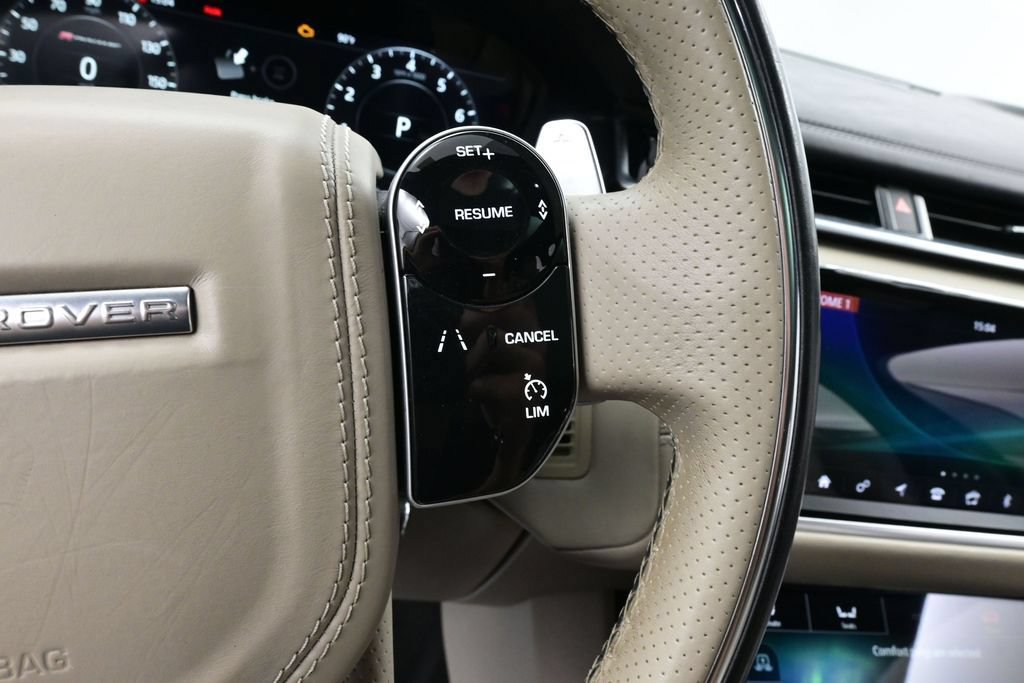 Used 2018 Land Rover Range Rover Velar R-Dynamic HSE AWD/4WD image 35