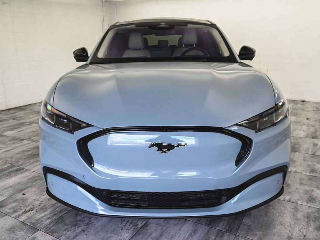 Used 2025 Ford Mustang Mach-E Premium AWD/4WD image 2