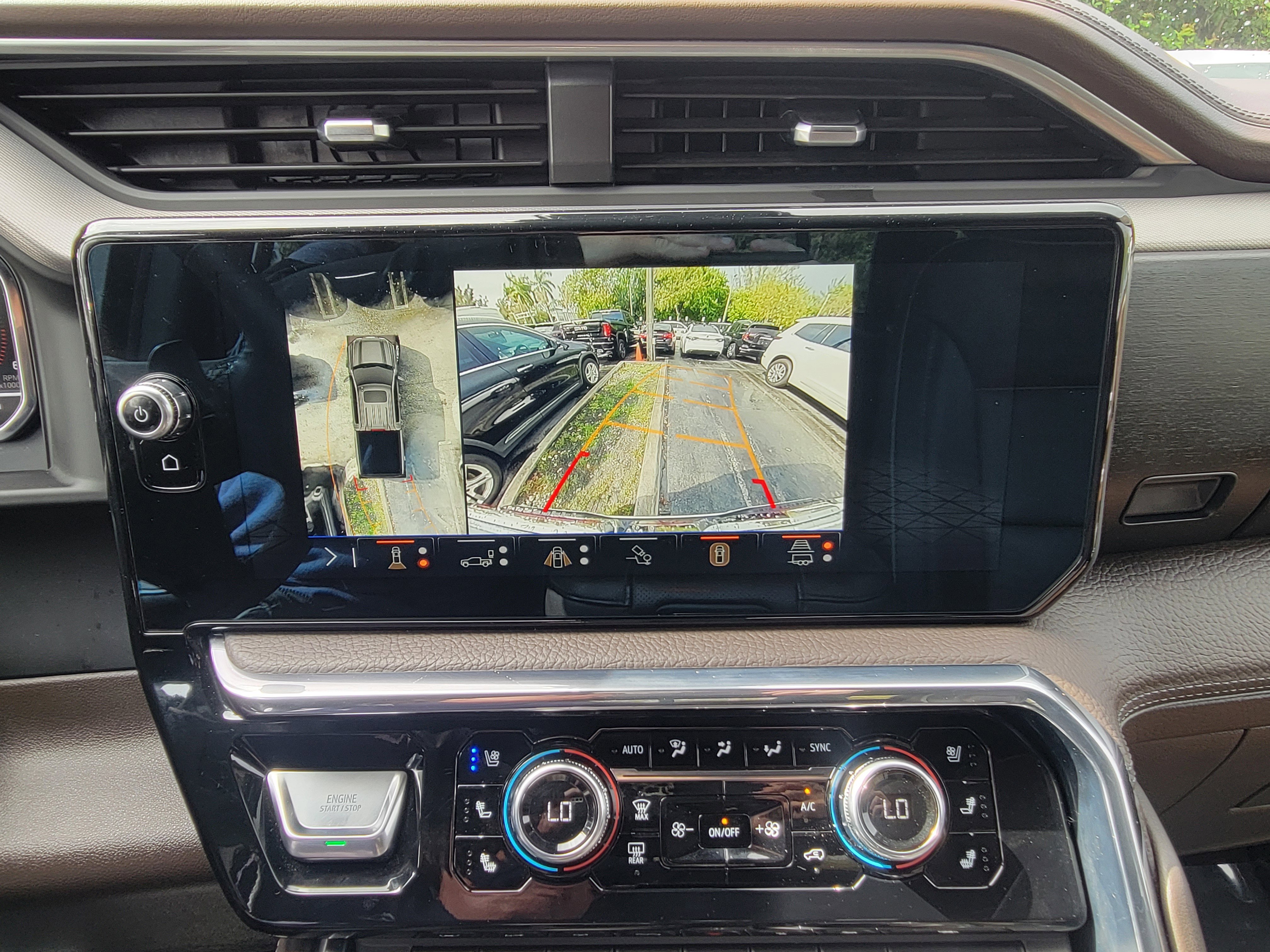 Used 2024 GMC Sierra 1500 Denali w/ Technology Package image 10