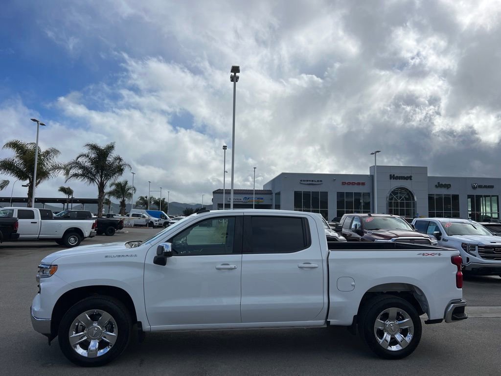 Used 2023 Chevrolet Silverado 1500 LT image 5