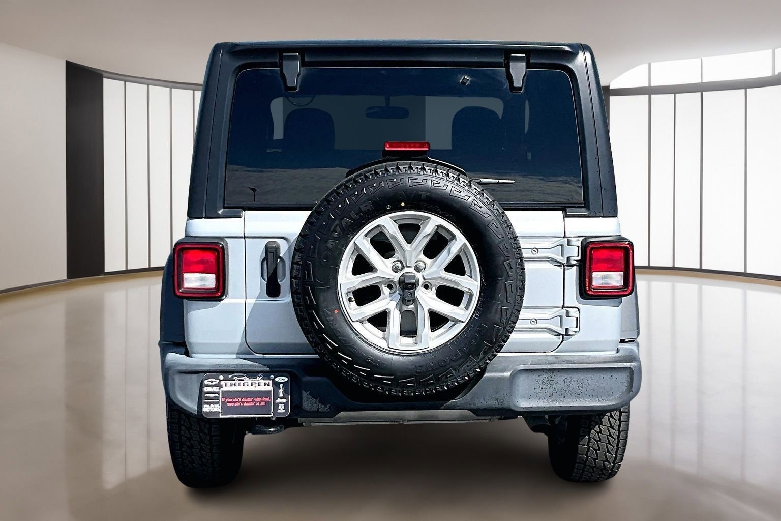 Used 2023 Jeep Wrangler Sport S image 5