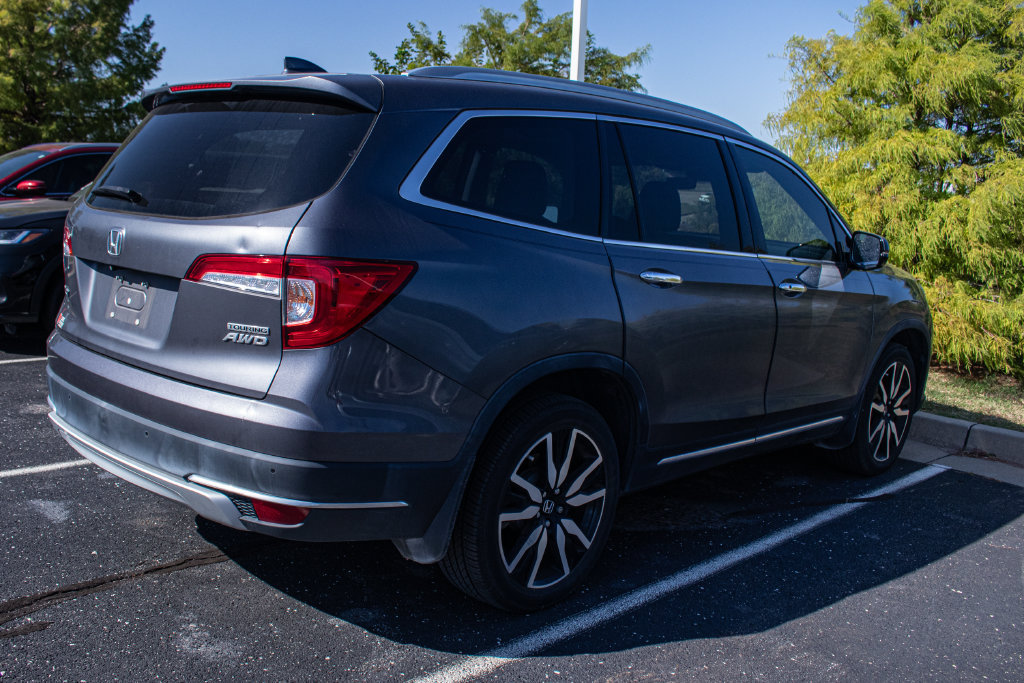 Used 2022 Honda Pilot Touring image 3