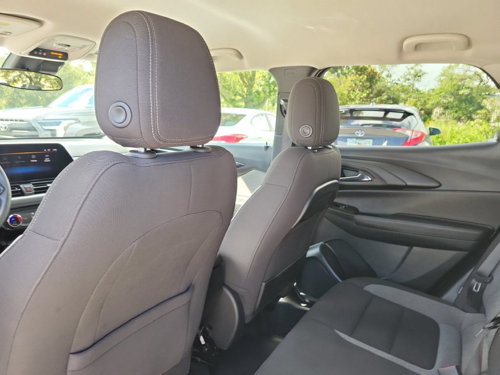Used 2024 Chevrolet TrailBlazer LT FWD image 25