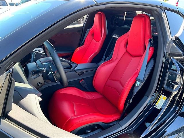 Used 2025 Chevrolet Corvette Stingray Coupe w/ 1LT RWD image 10