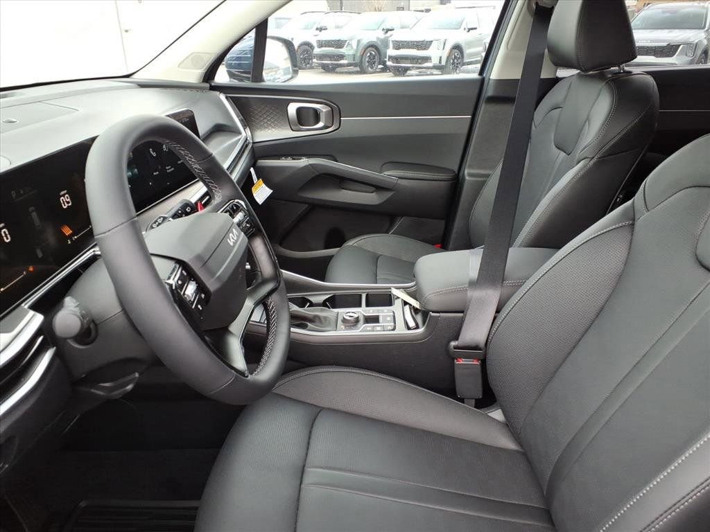 New 2026 Kia Sorento S image 14
