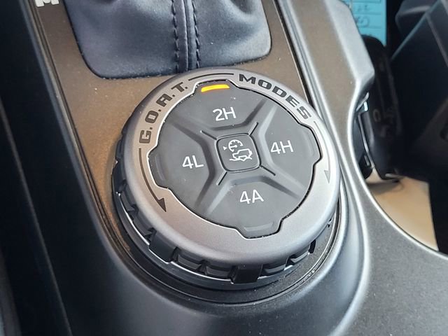 Used 2022 Ford Bronco Badlands image 14