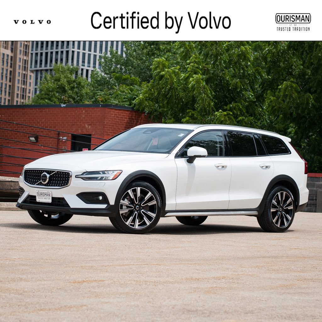 Certified 2026 Volvo V60 B5 Cross Country Ultra w/ Protection Package Premier