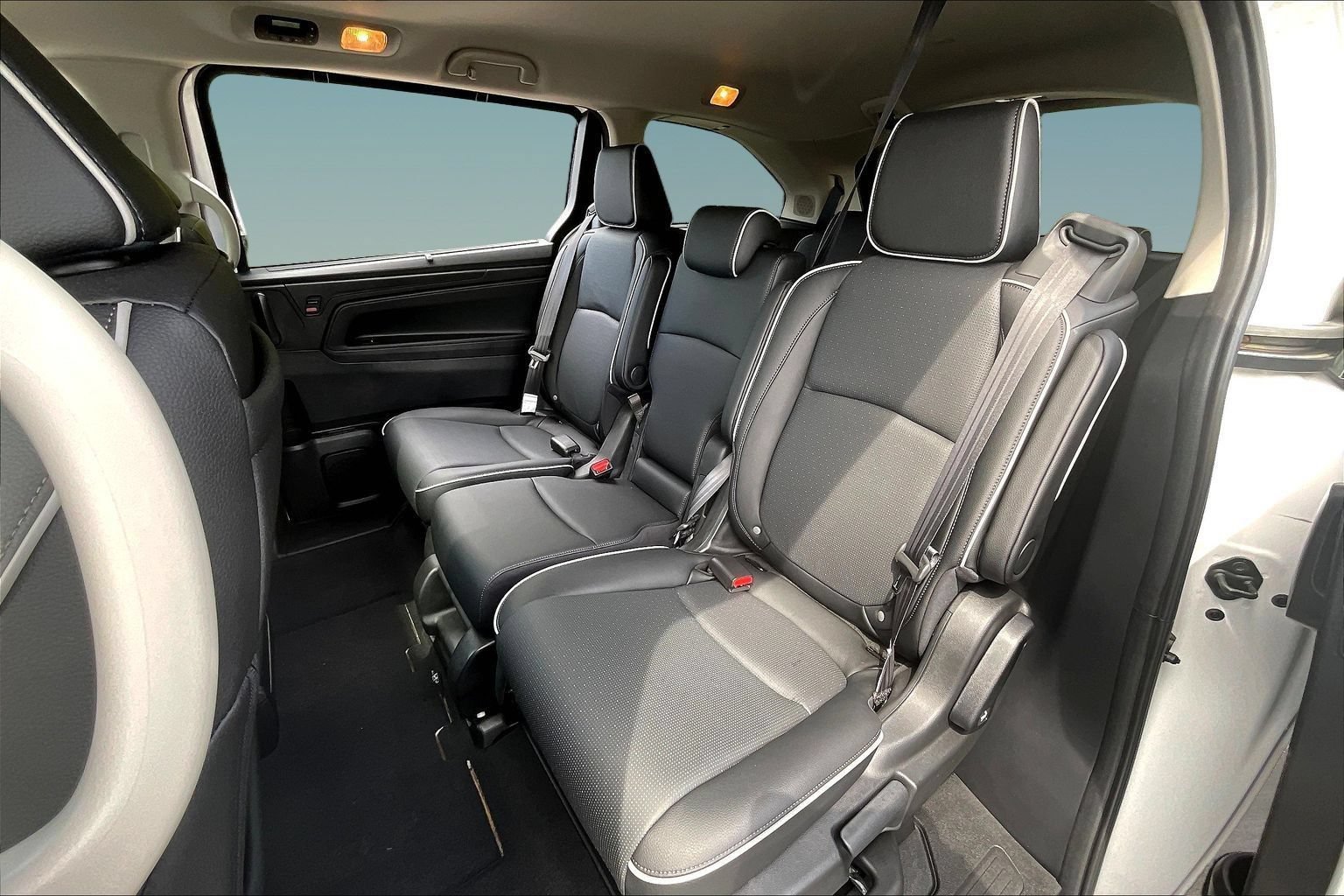 Used 2026 Honda Odyssey Elite image 22