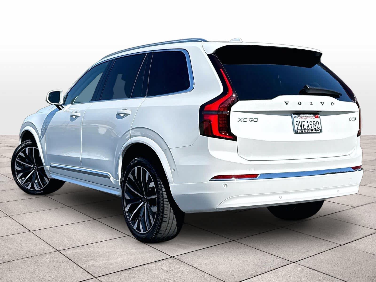Used 2026 Volvo XC90 B5 Plus w/ Protection Package AWD/4WD image 15