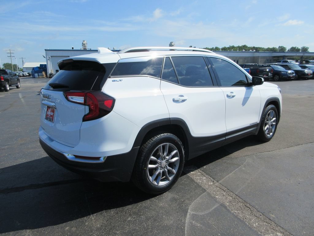 Used 2022 GMC Terrain SLT FWD image 6