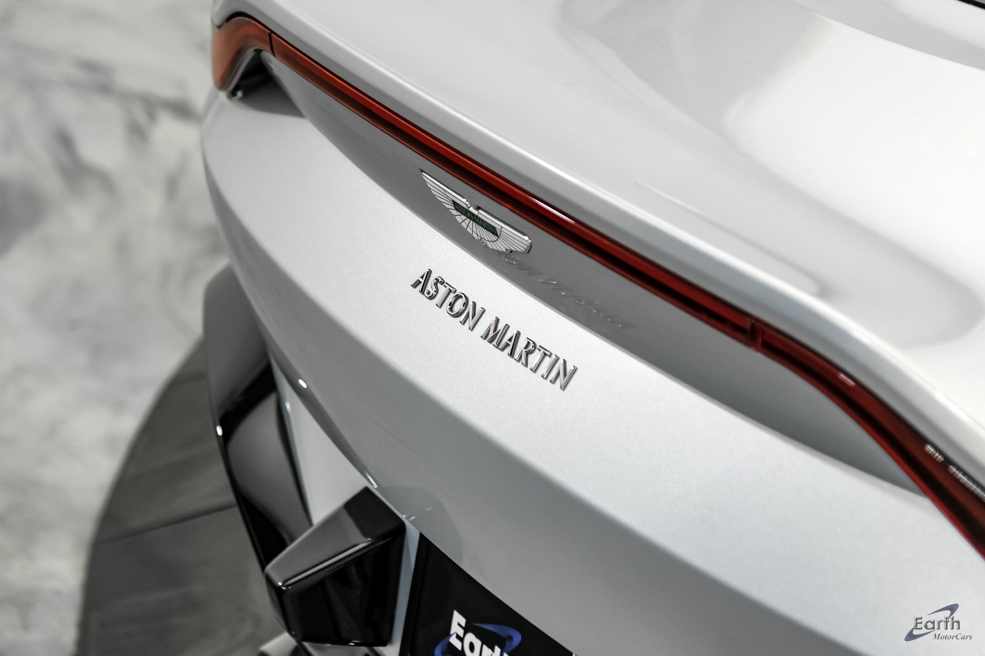 Used 2020 Aston Martin V8 Vantage Coupe RWD image 15