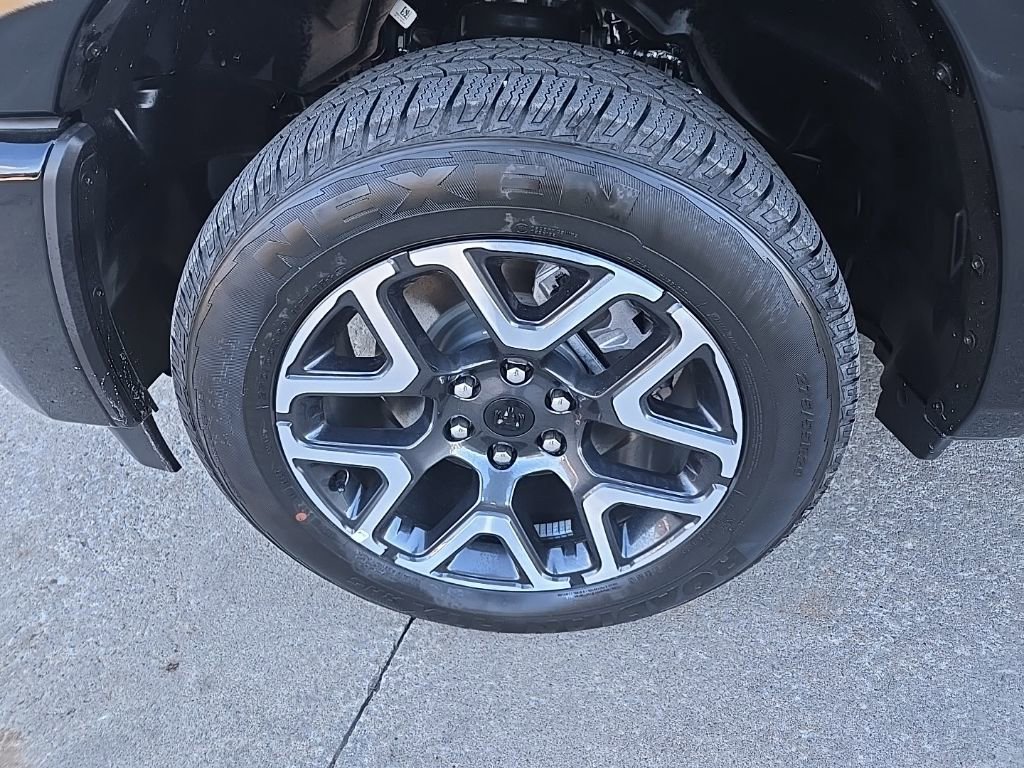 New 2026 RAM 1500 Laramie w/ Advanced Safety Group II image 32