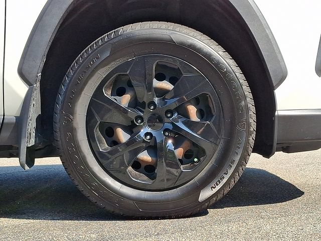 Used 2020 Toyota RAV4 LE w/ Carpet Mat Package FWD image 8