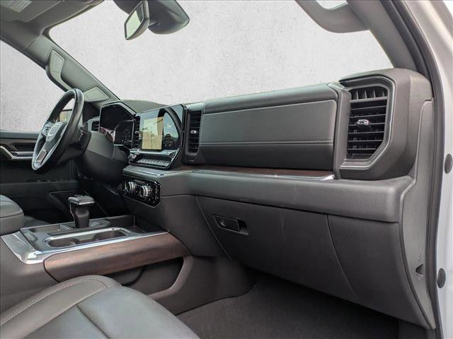 Used 2023 GMC Sierra 1500 SLT image 29