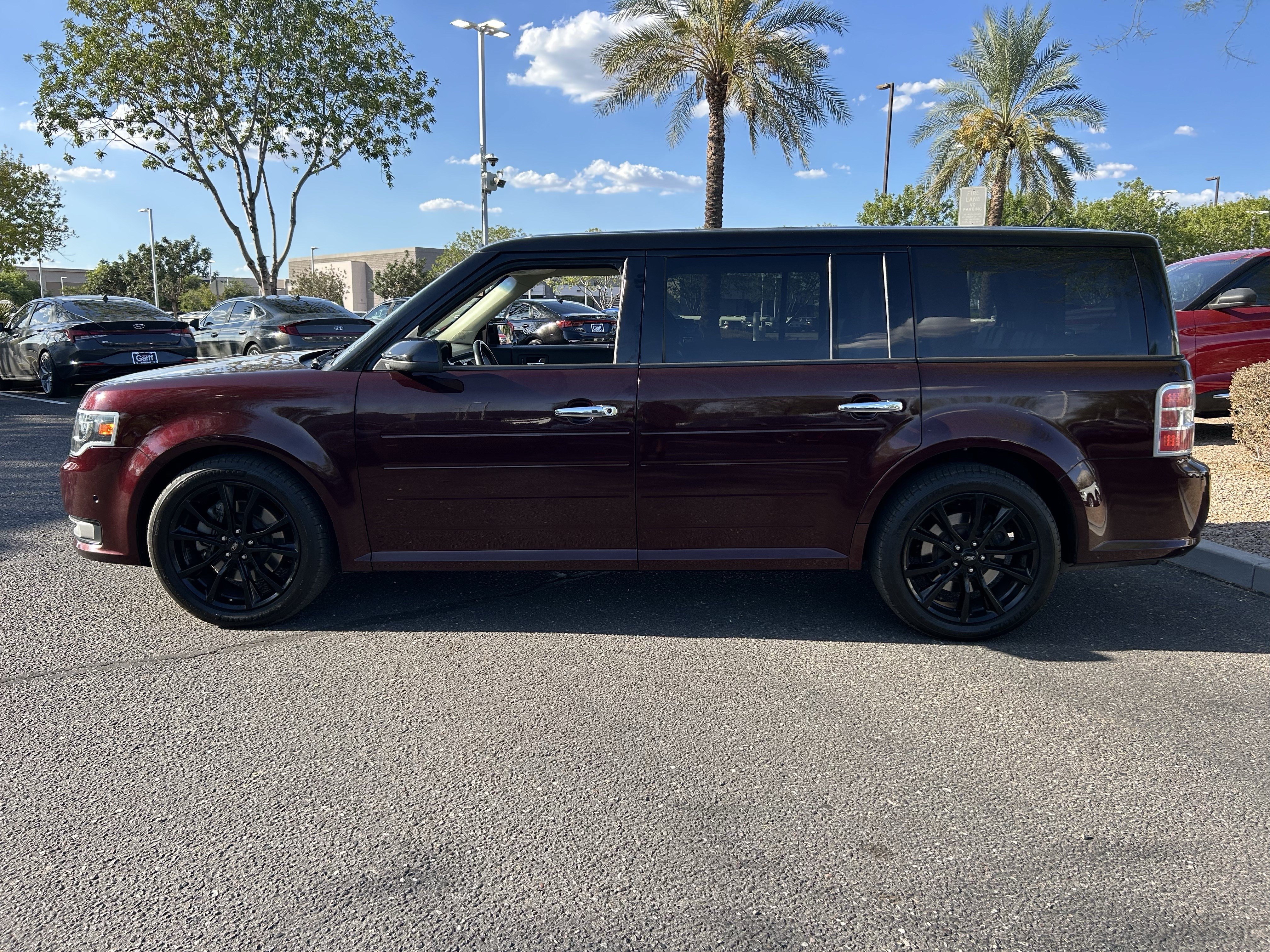 Used 2019 Ford Flex Limited w/ Equipment Group 303A AWD/4WD image 2