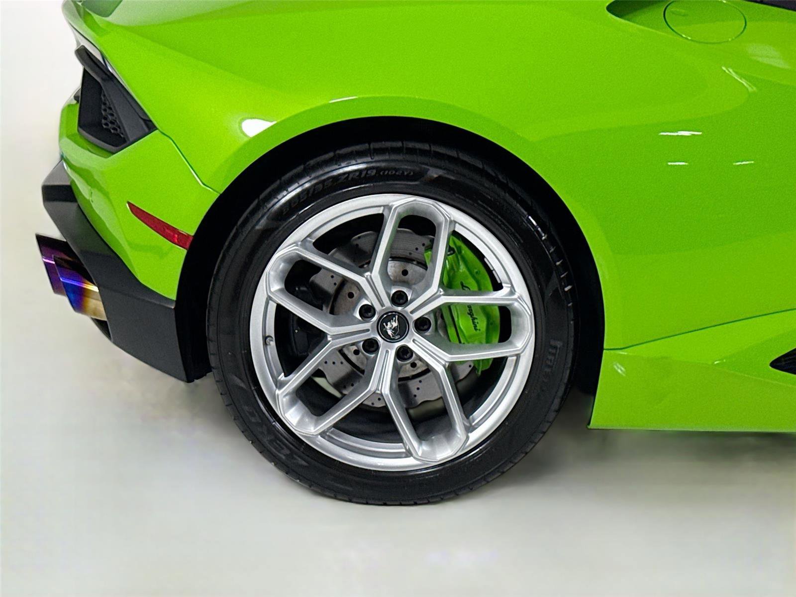 Used 2018 Lamborghini Huracan LP 580-2 image 39