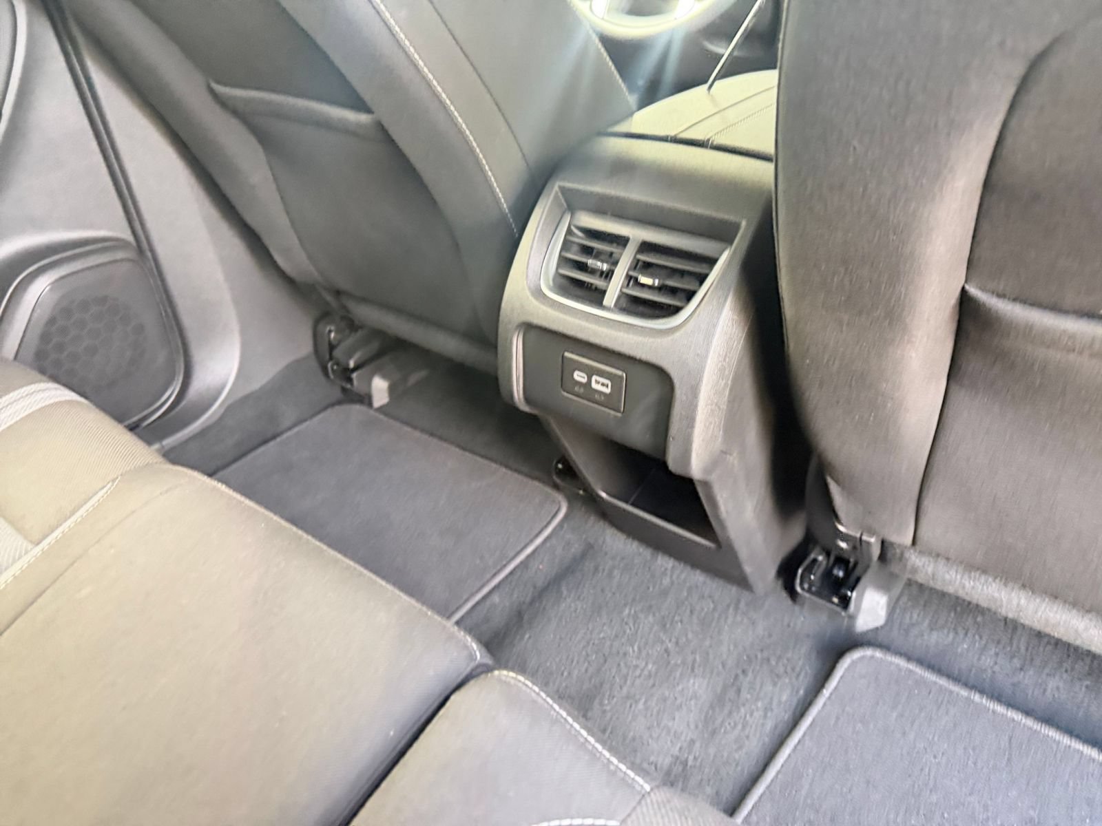 Used 2026 Chevrolet Blazer LT AWD/4WD image 23