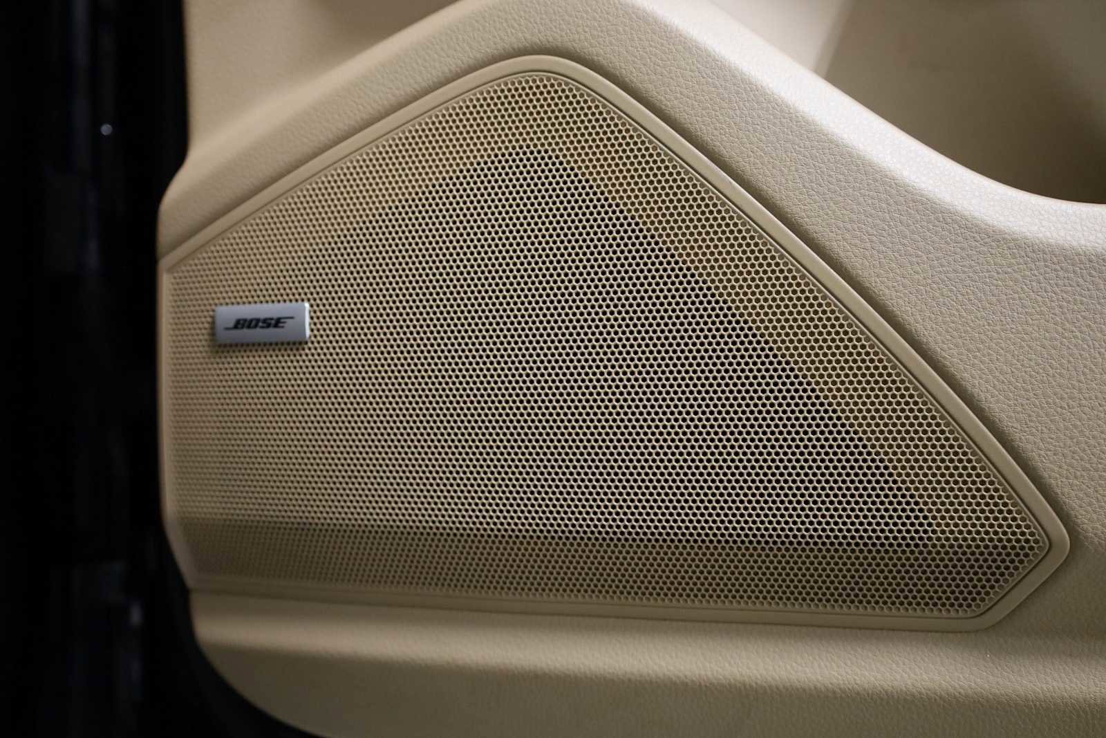 Used 2019 Porsche Cayenne image 17