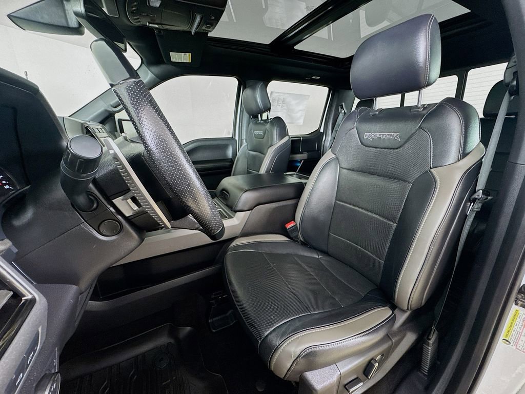 Used 2018 Ford F150 Raptor w/ Equipment Group 802A Luxury image 12