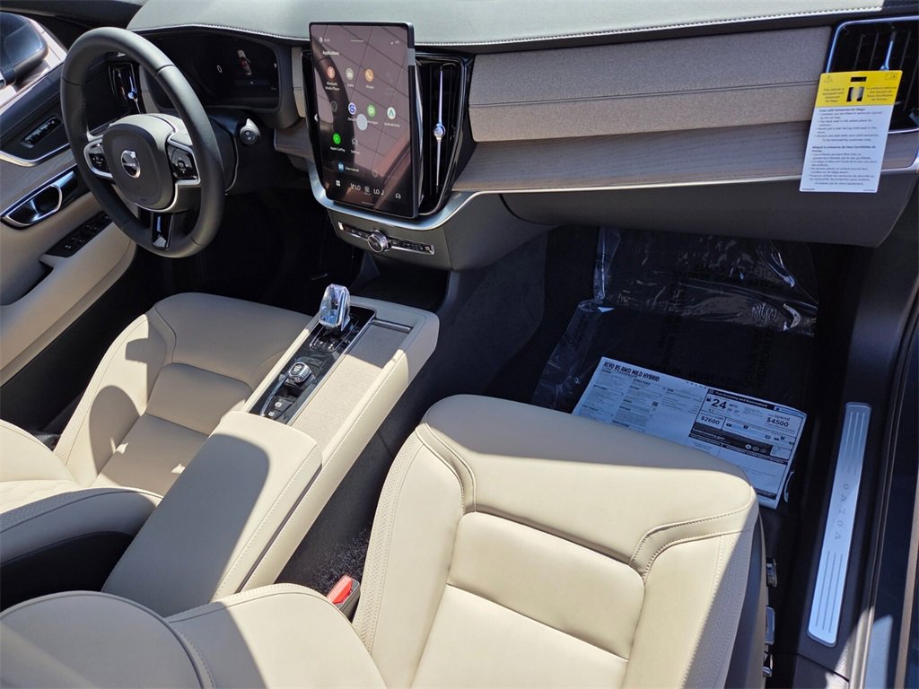 New 2026 Volvo XC90 B5 Core w/ Protection Package image 19