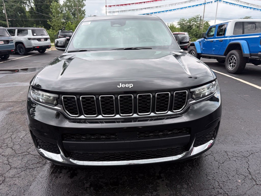 New 2026 Jeep Grand Cherokee L 4WD image 9