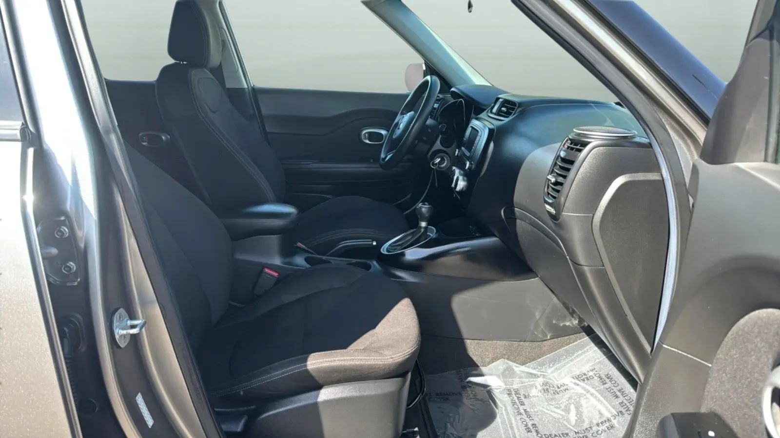 Used 2018 Kia Soul FWD image 20