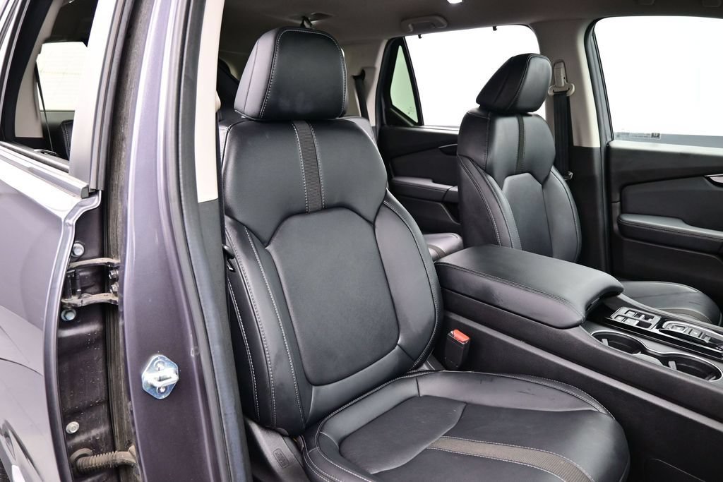 Used 2025 Honda Pilot EX-L image 37