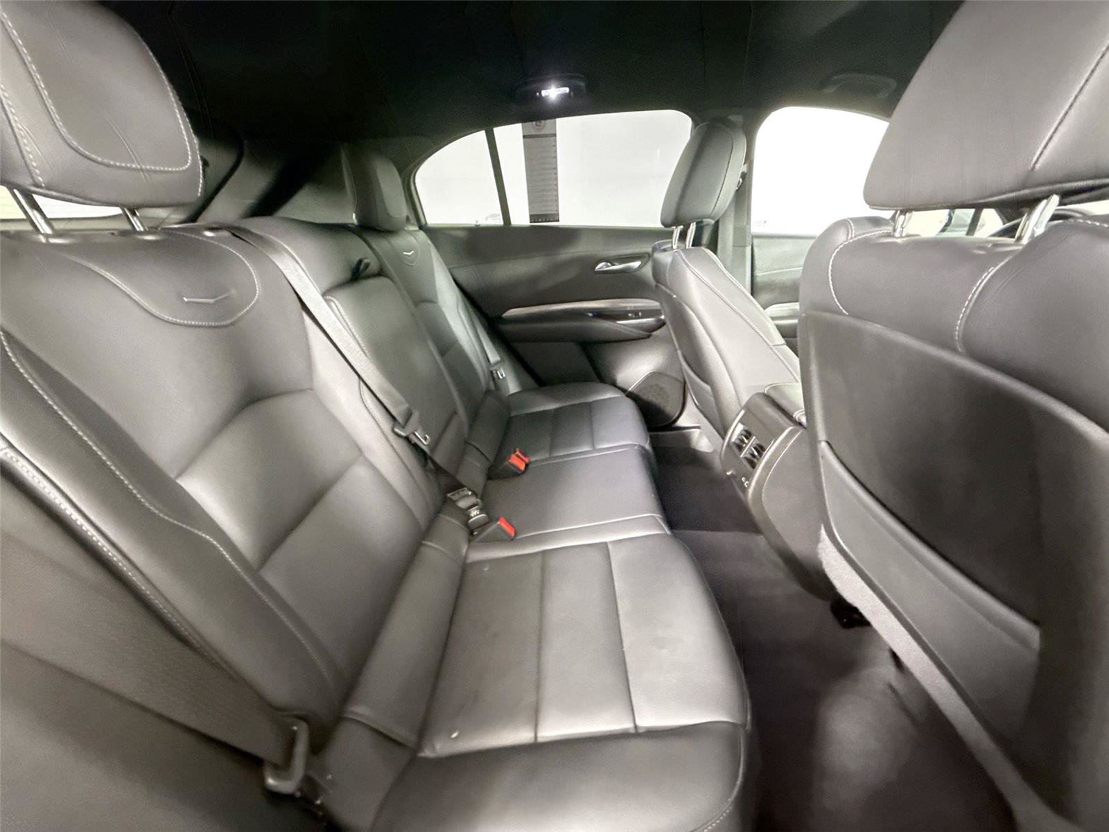 Used 2025 Cadillac XT4 Premium Luxury FWD image 42