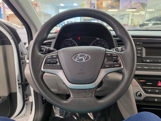 Used 2017 Hyundai Elantra SE FWD image 10