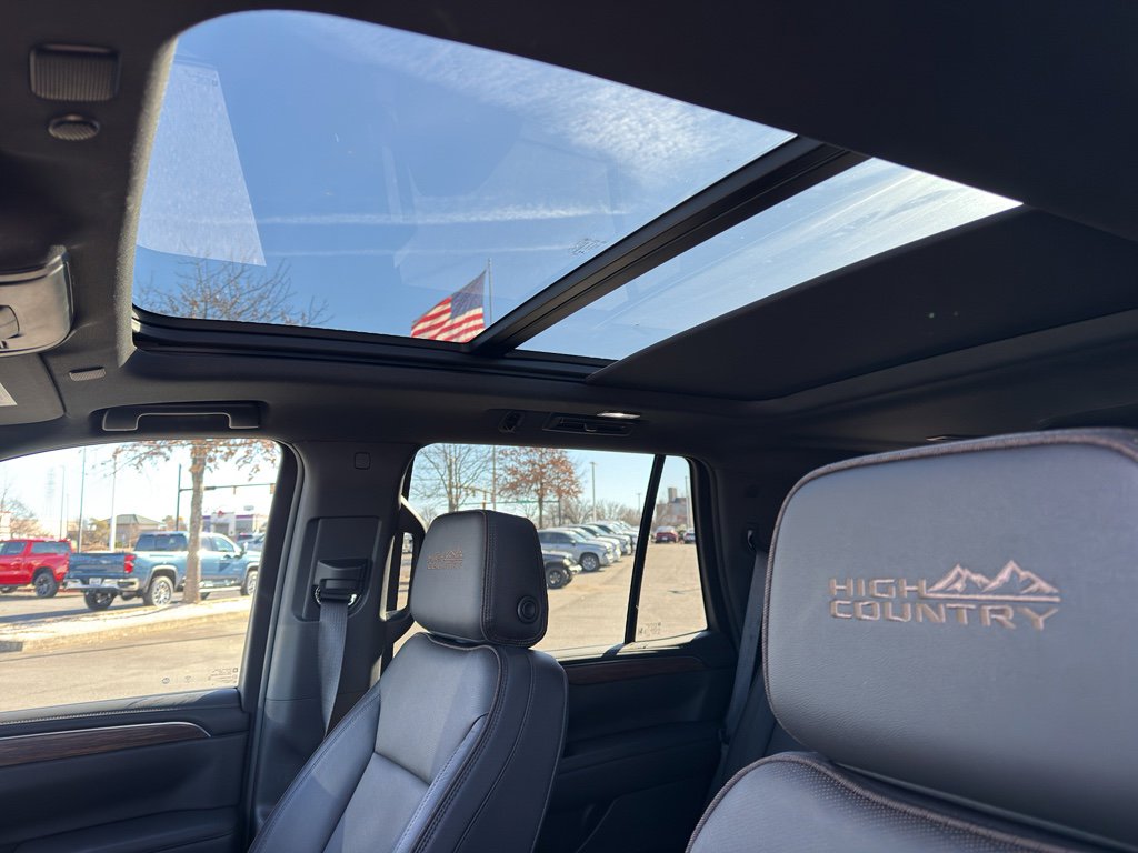 Used 2024 Chevrolet Tahoe High Country image 16