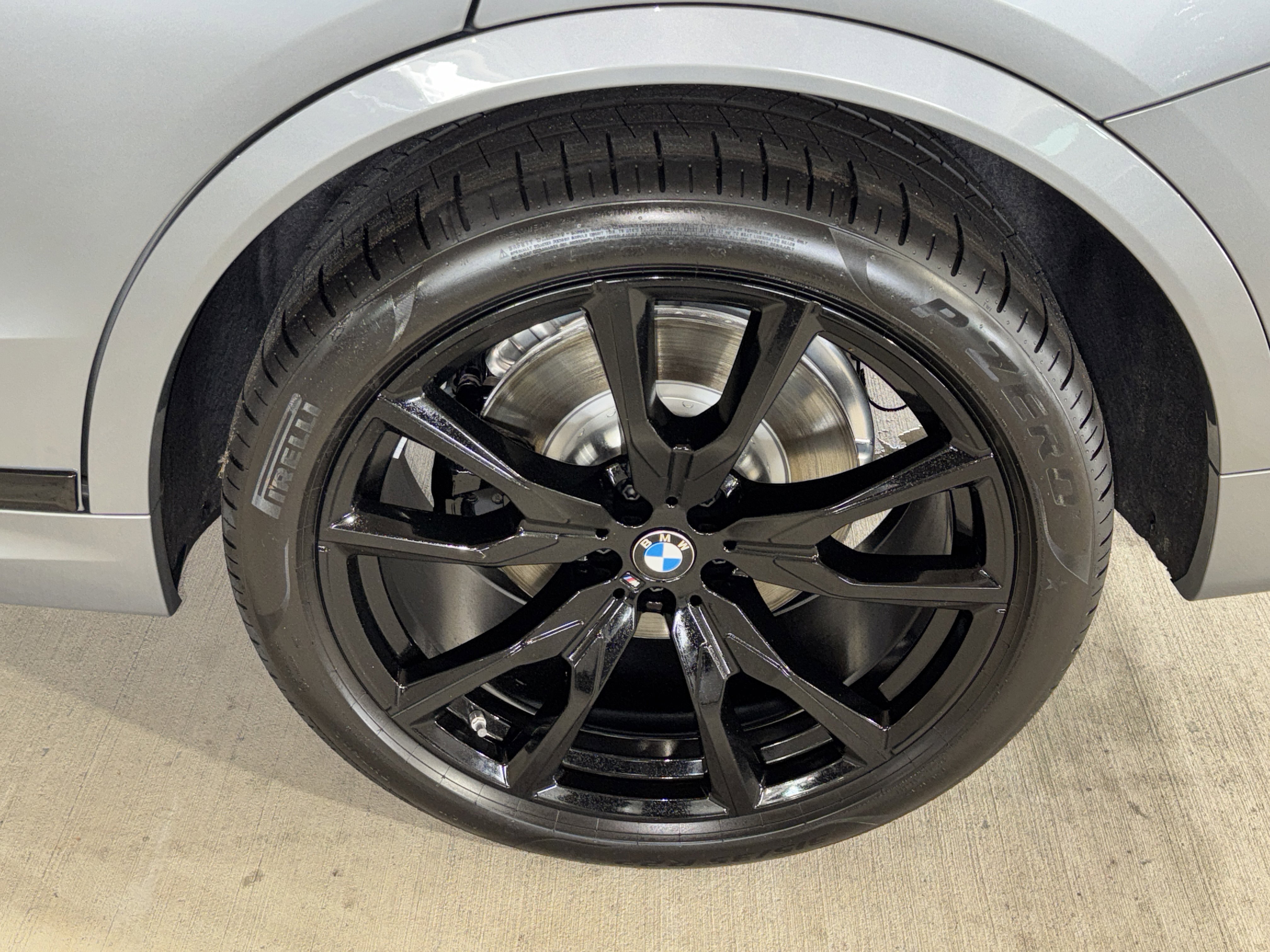 New 2026 BMW X7 xDrive40i w/ M Sport Package image 25