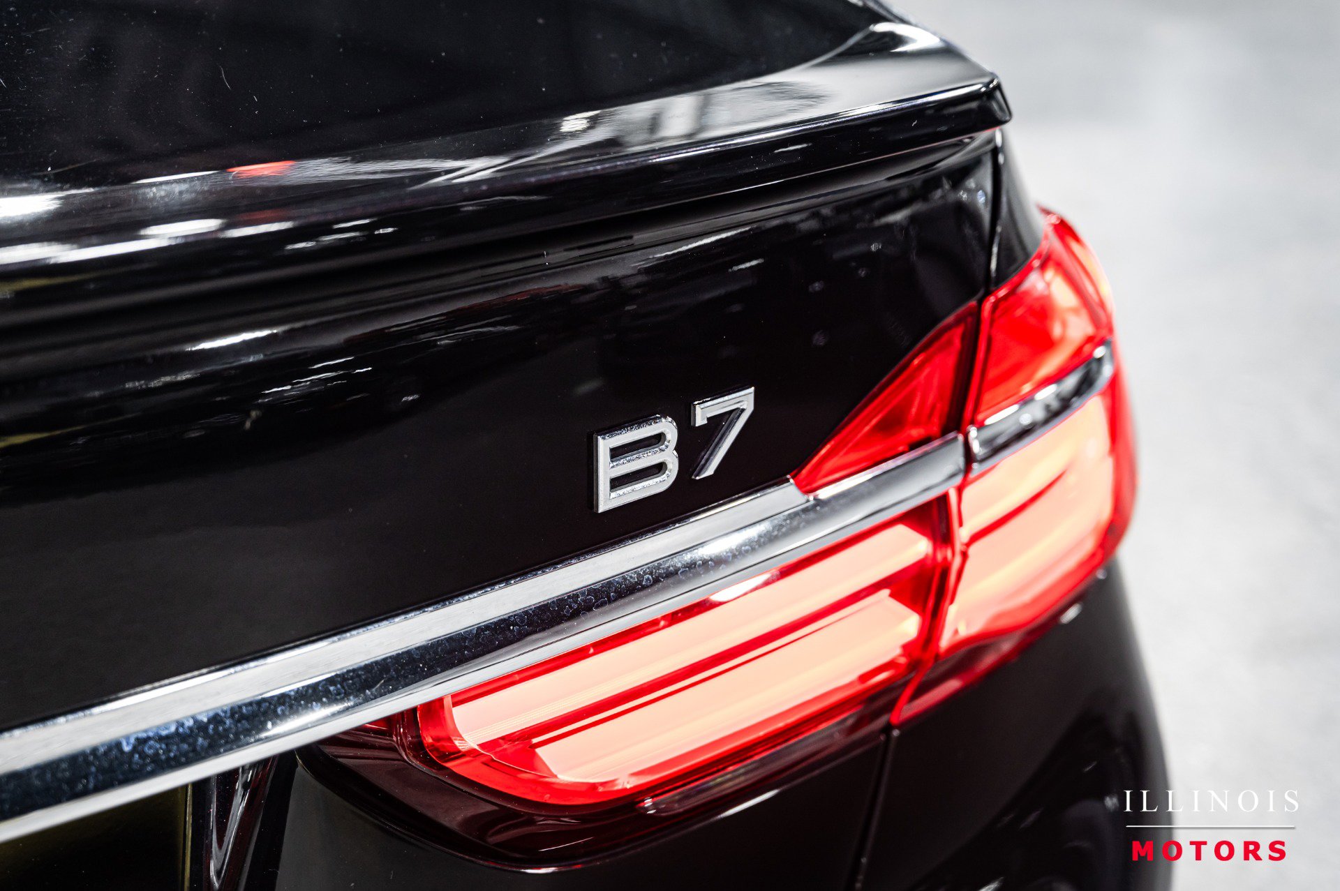 Used 2018 BMW ALPINA B7 xDrive image 16