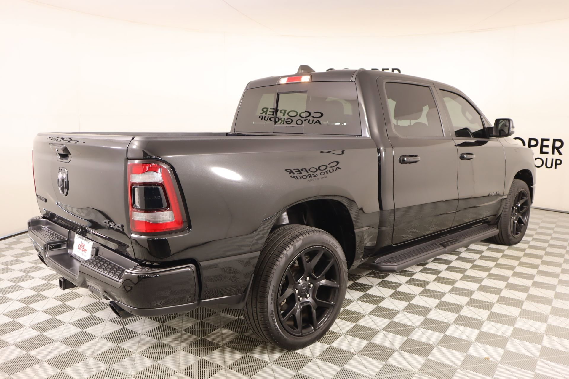 Used 2023 RAM 1500 Laramie image 22