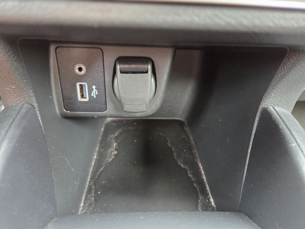 Used 2025 Nissan Versa S FWD image 24