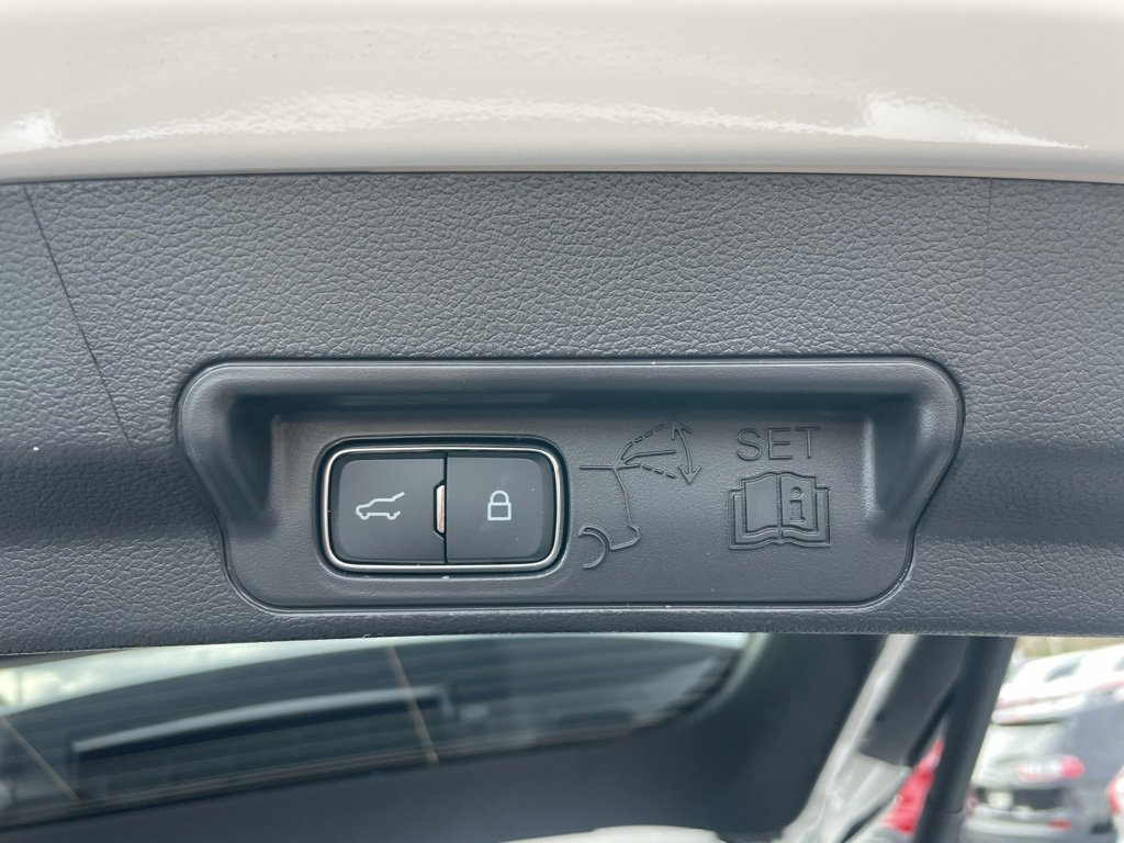 New 2026 Ford Explorer ST-Line w/ ST-Line Street Pack image 36