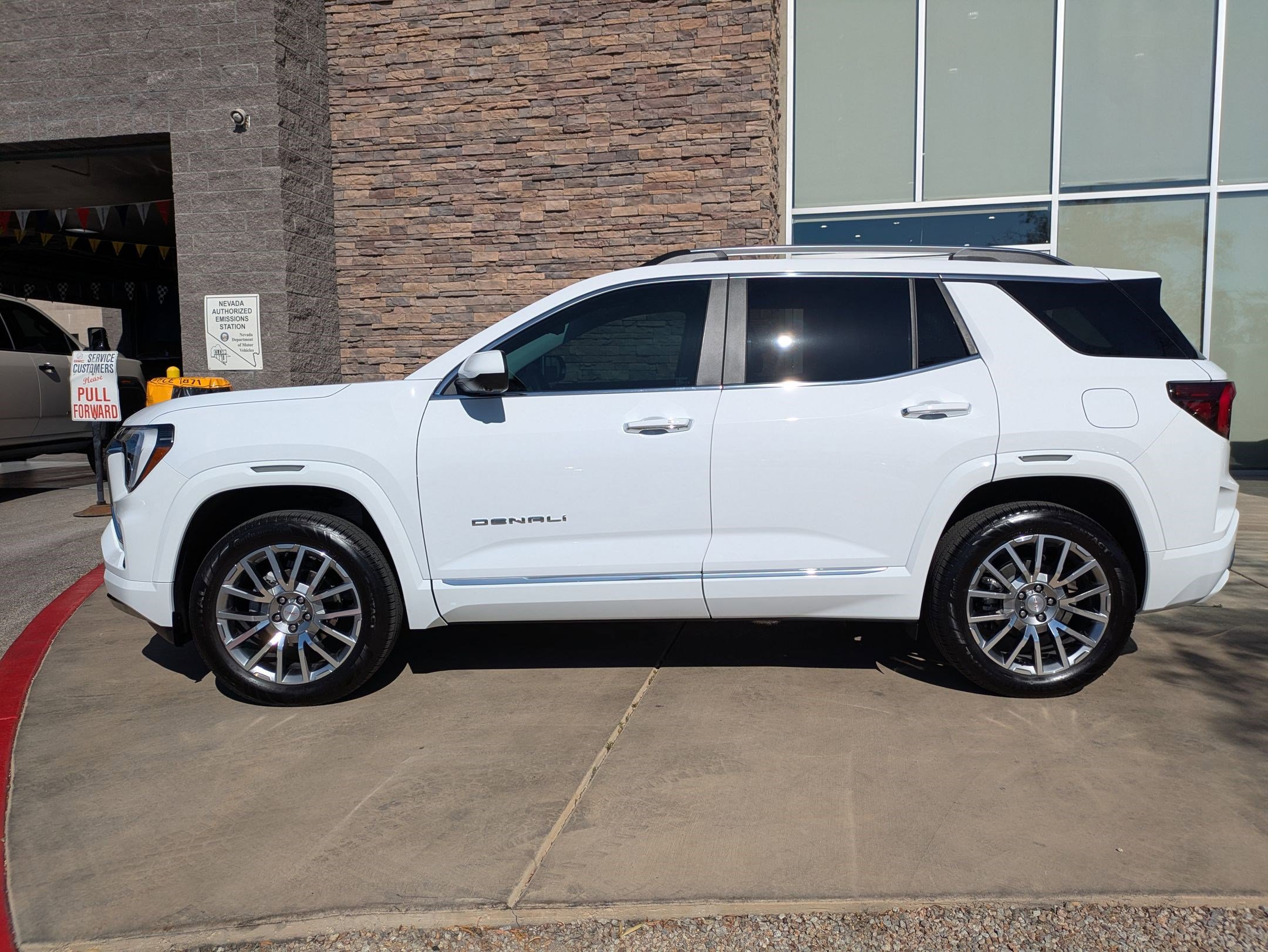 Certified 2026 GMC Terrain Denali AWD/4WD image 3