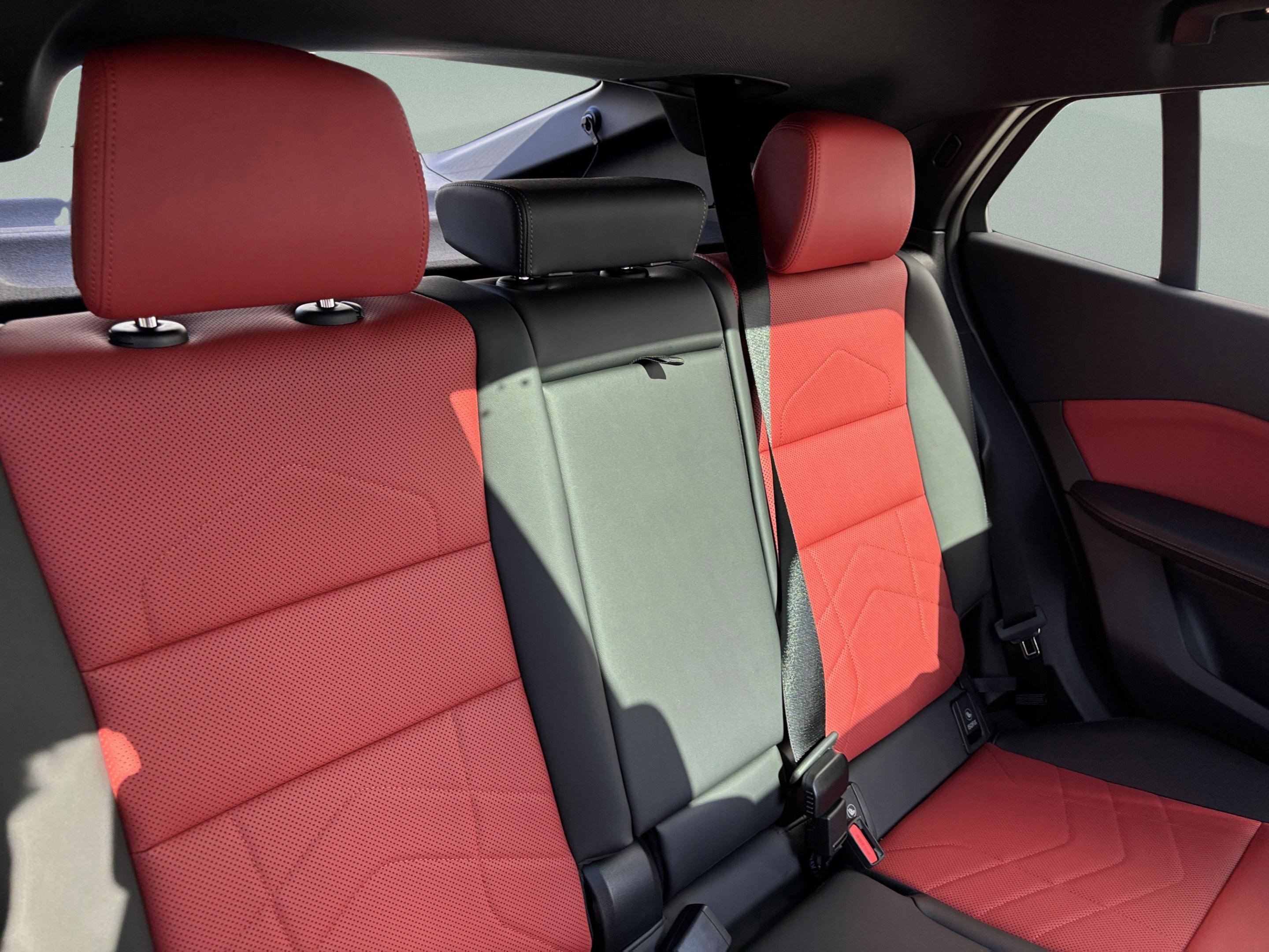 Certified 2025 BMW X2 xDrive28i image 26