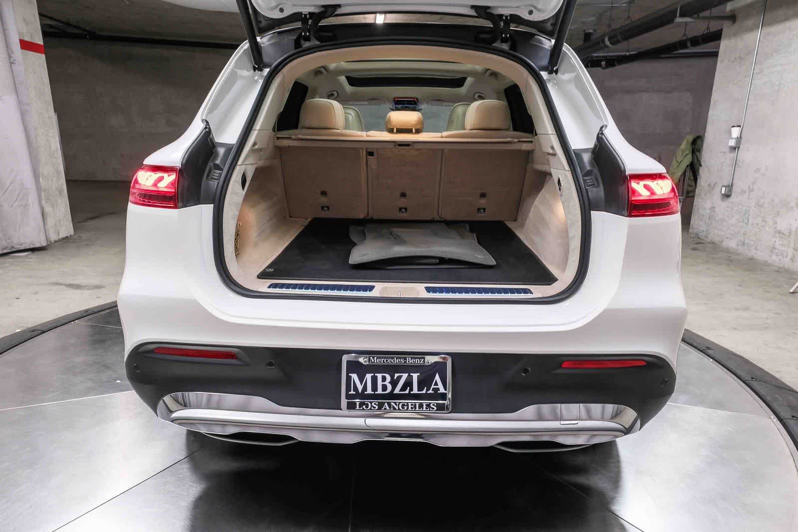 Certified 2023 Mercedes-Benz EQS 450+ SUV image 29