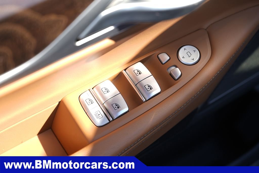 Used 2020 BMW 750i xDrive w/ Cold Weather Package AWD/4WD image 25