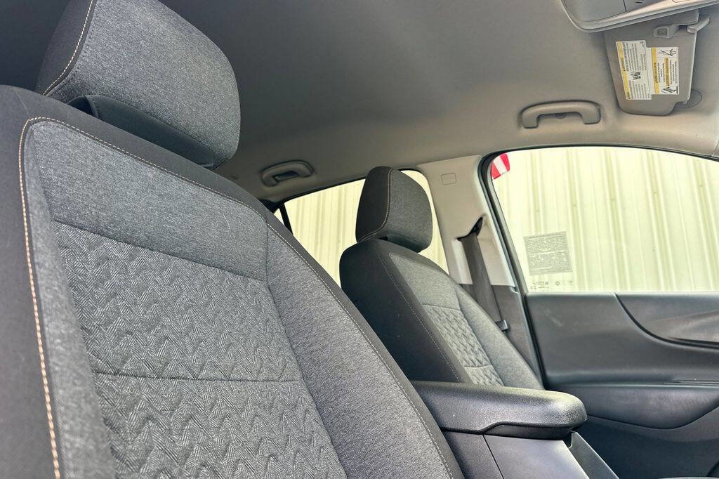 Used 2024 Chevrolet Equinox LT image 17