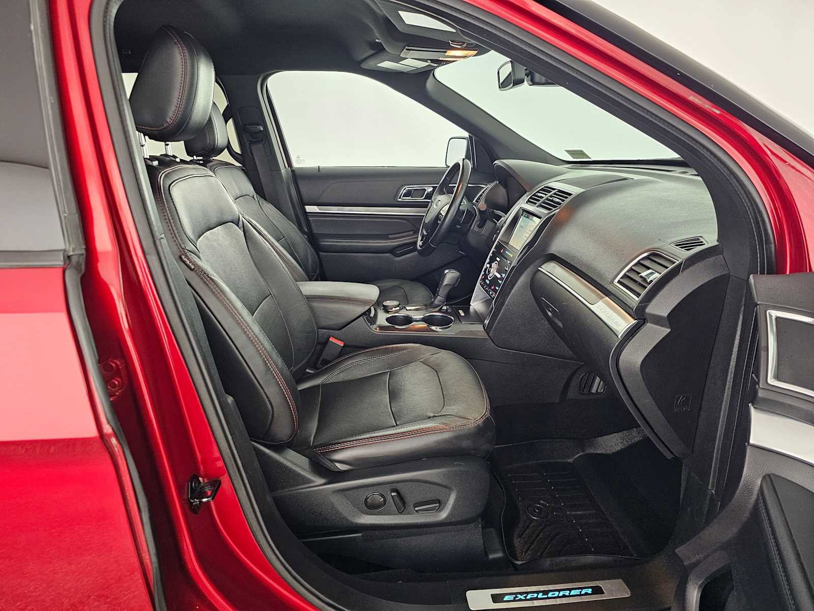 Used 2019 Ford Explorer Sport AWD/4WD image 10