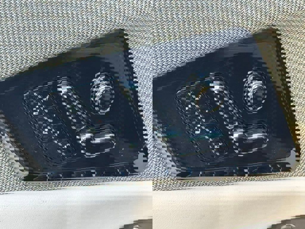 New 2026 Cadillac Optiq Sport 1 image 19