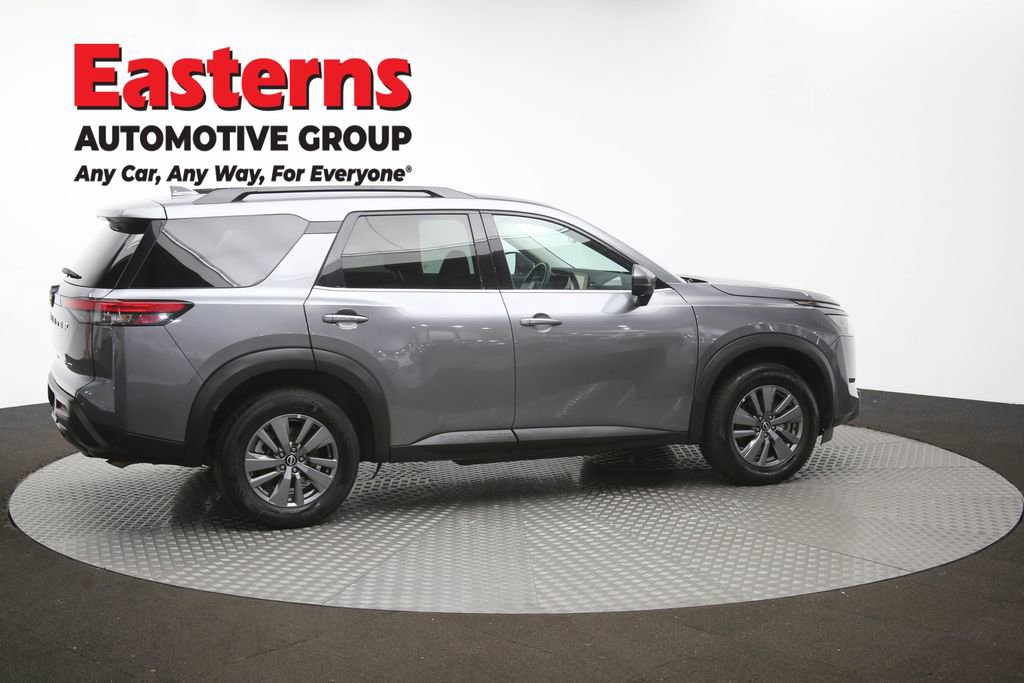 Used 2024 Nissan Pathfinder SV image 42