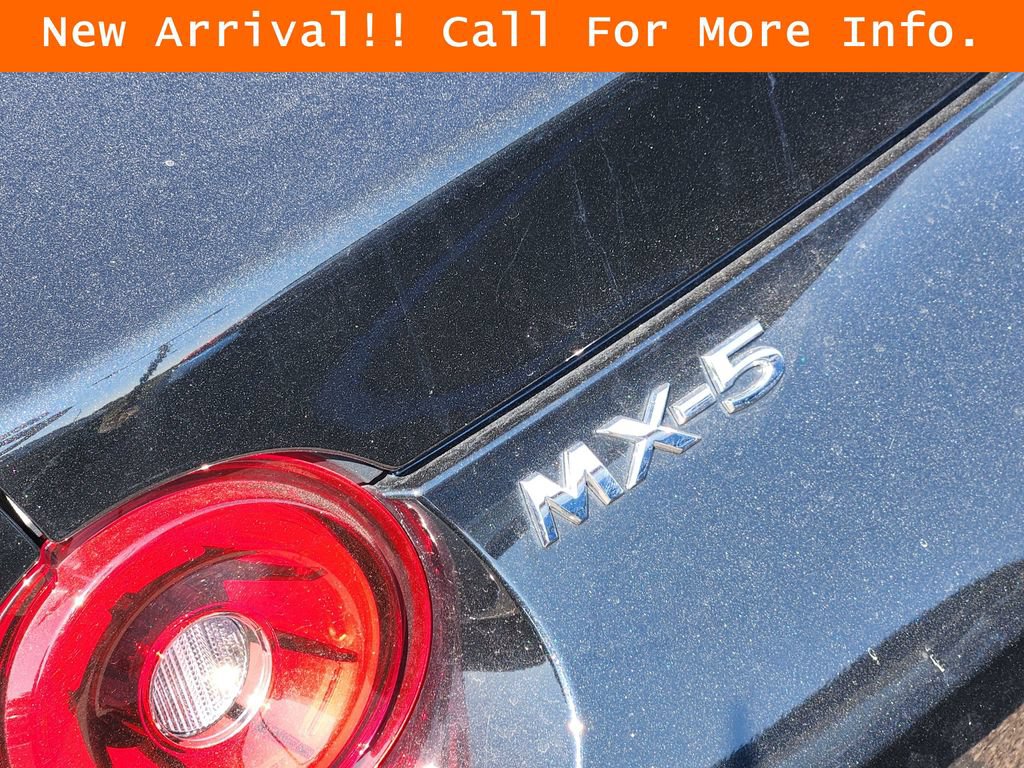 Used 2025 MAZDA MX-5 Miata RF Grand Touring RWD image 11
