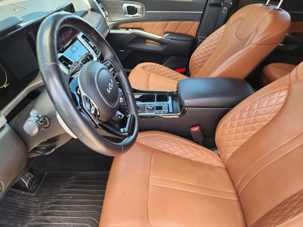 Certified 2023 Kia Sorento SX Prestige AWD/4WD image 12