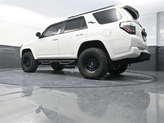 Used 2021 Toyota 4Runner TRD Off-Road Premium image 31
