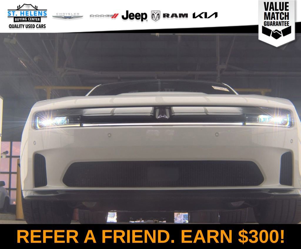 Used 2024 Dodge Charger Daytona Scat Pack w/ Plus Group AWD/4WD image 4