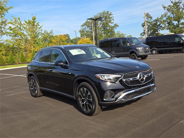 New 2025 Mercedes-Benz GLC 350e 4MATIC